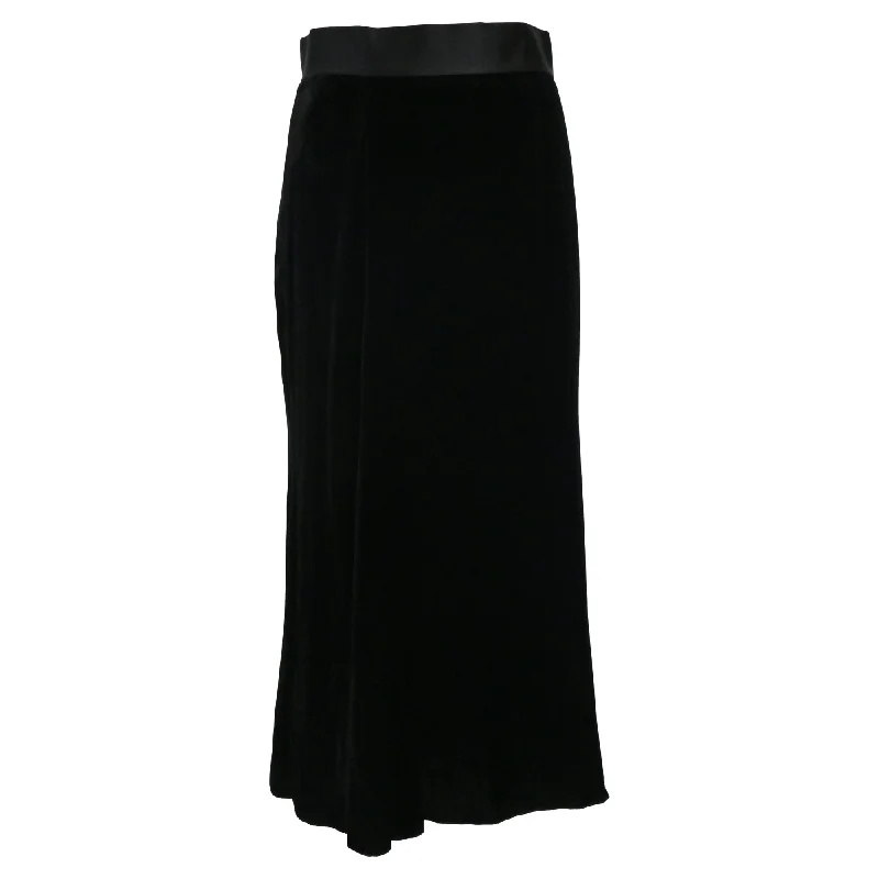 Dolce & Gabbana Midi Skirt in Black Velvet