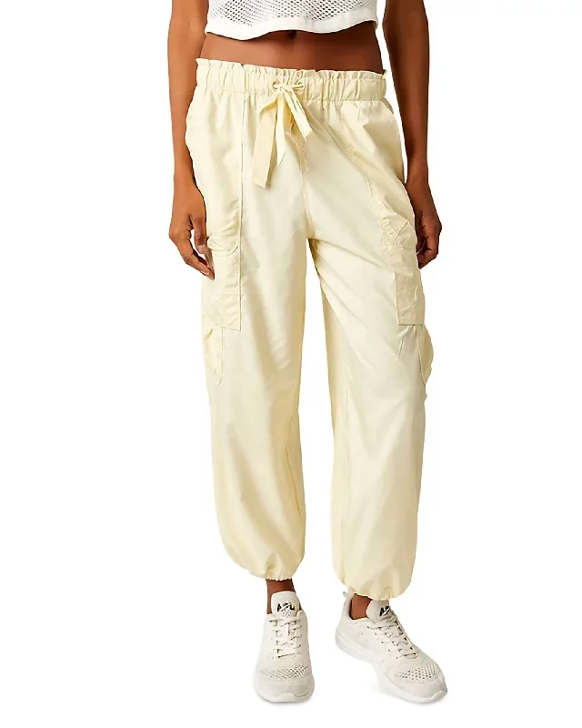 Women's Down To Earth Pants In Banana