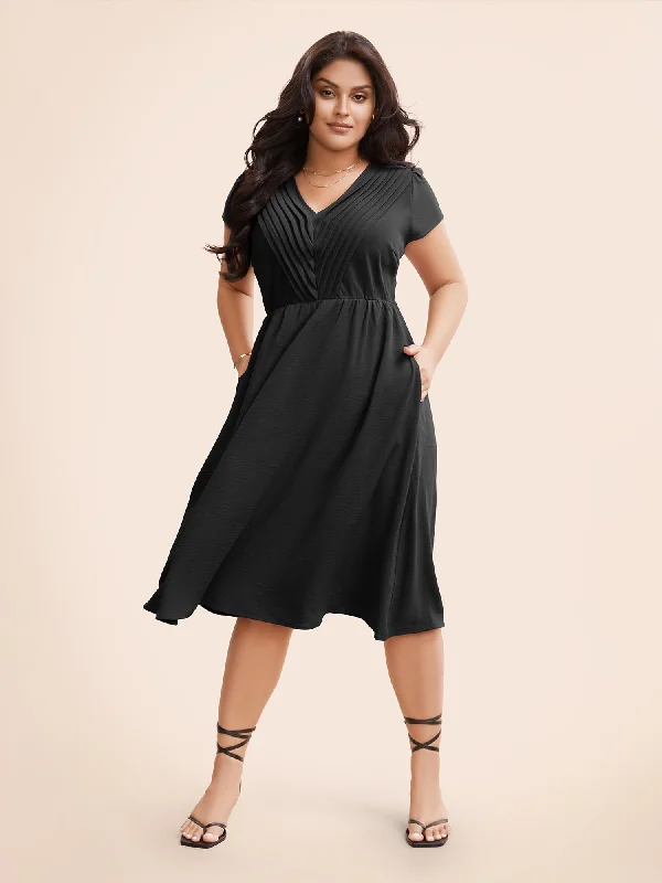 Solid Ruffle Trim V Neck Pocket Pleated Front Dress